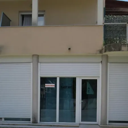 Apartment B Split