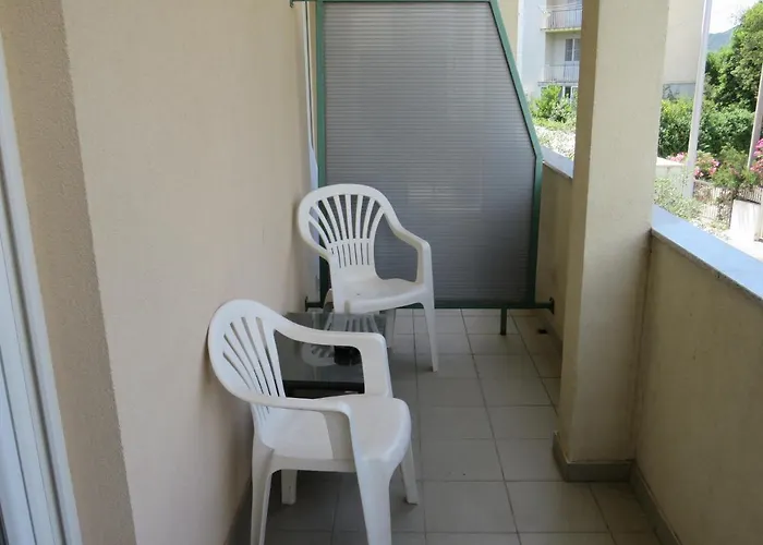 Apartment B *